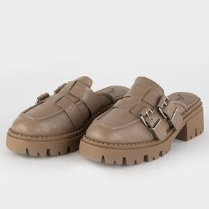 NWOT Free People Buckle Lyra Lug Sole Loafers - Size 8